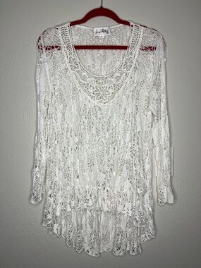White Joseph Ribkoff Blouse/Coverup - One Size Fits Most